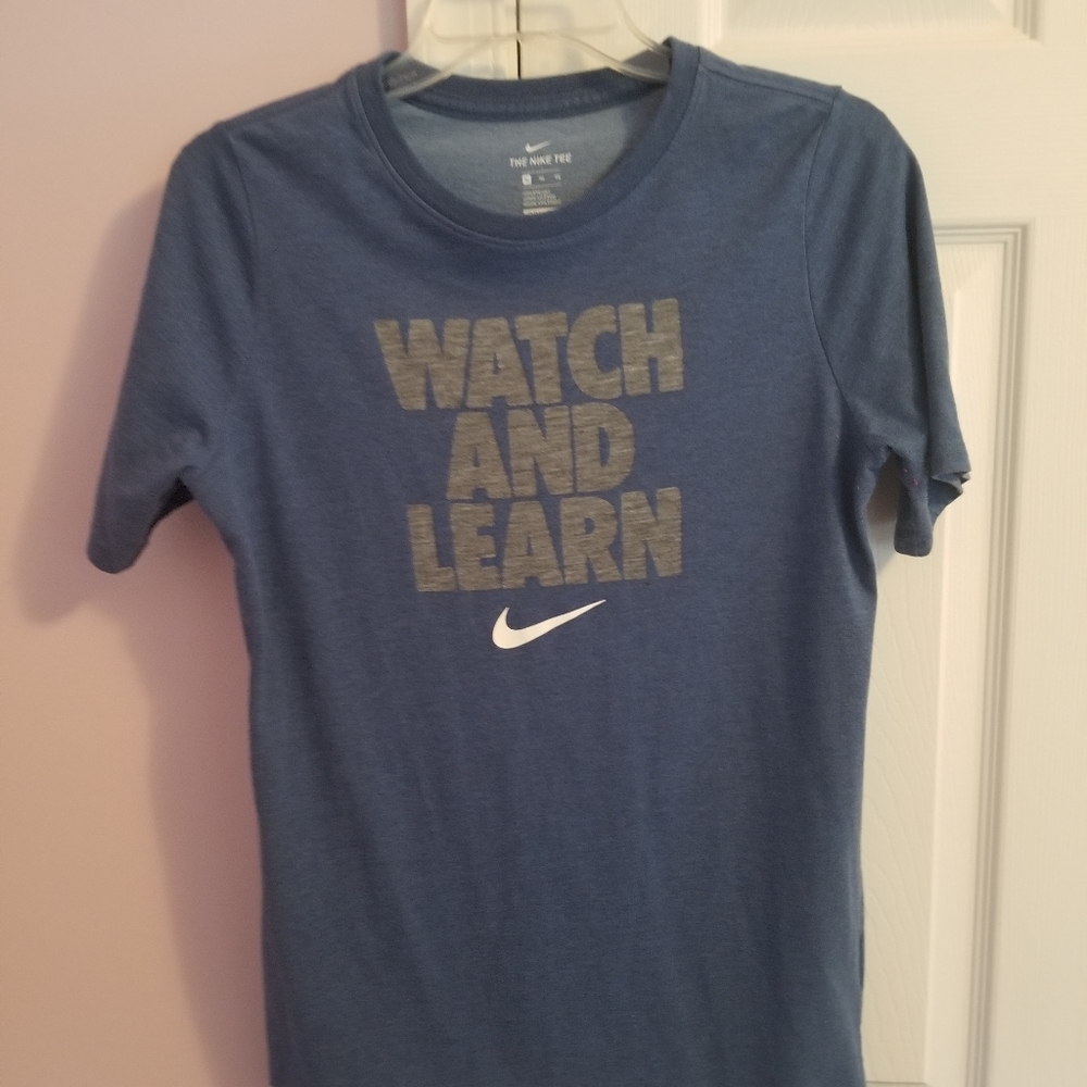 Nike t-shirt, boys size XL